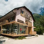 招待所 Skok With Rafting And Free Parking 3*