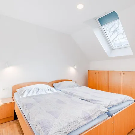 Skok With Rafting And Free Parking 3*