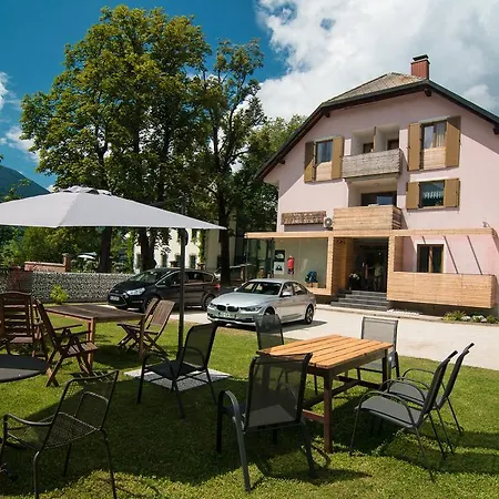 Skok With Rafting And Free Parking