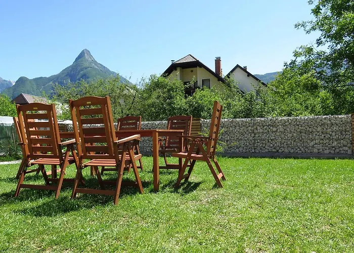 Vendégház Skok With Rafting And Free Parking