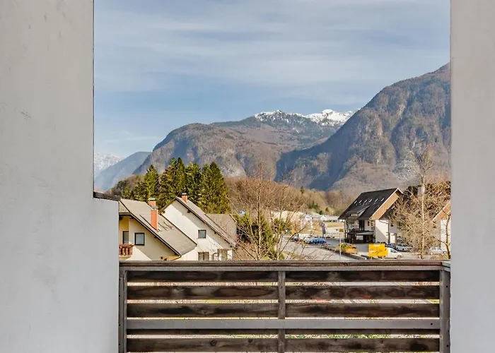 Skok With Rafting And Free Parking