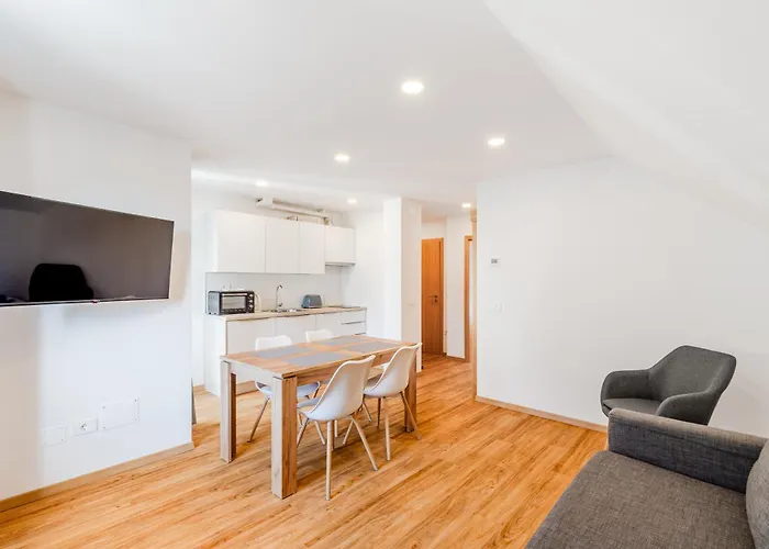 Skok With Rafting And Free Parking