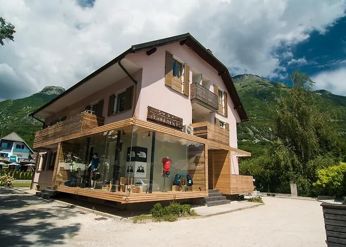 Vendégház Skok With Rafting And Free Parking 3*